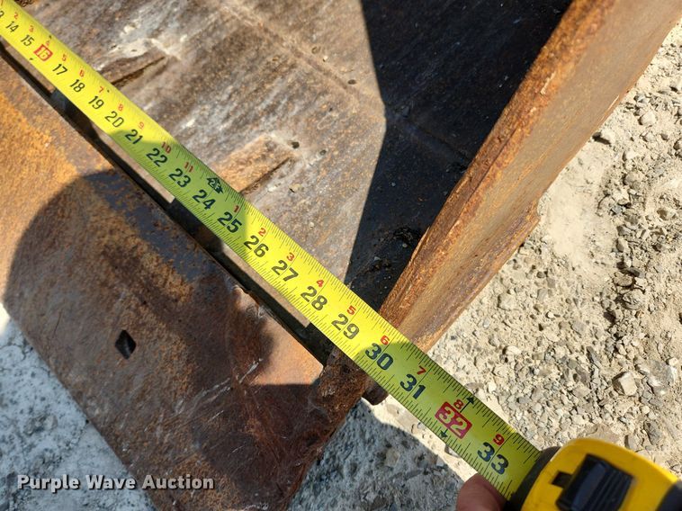 image for item MW9733 2007 John Deere 410J  backhoe