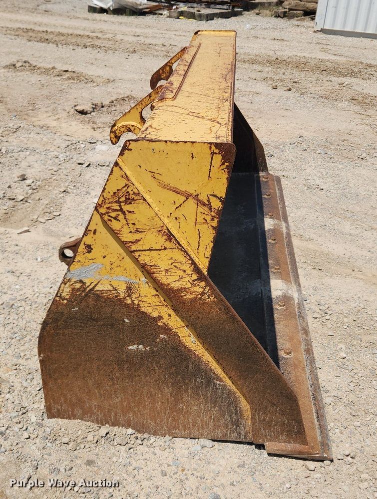 image for item MW9733 2007 John Deere 410J  backhoe