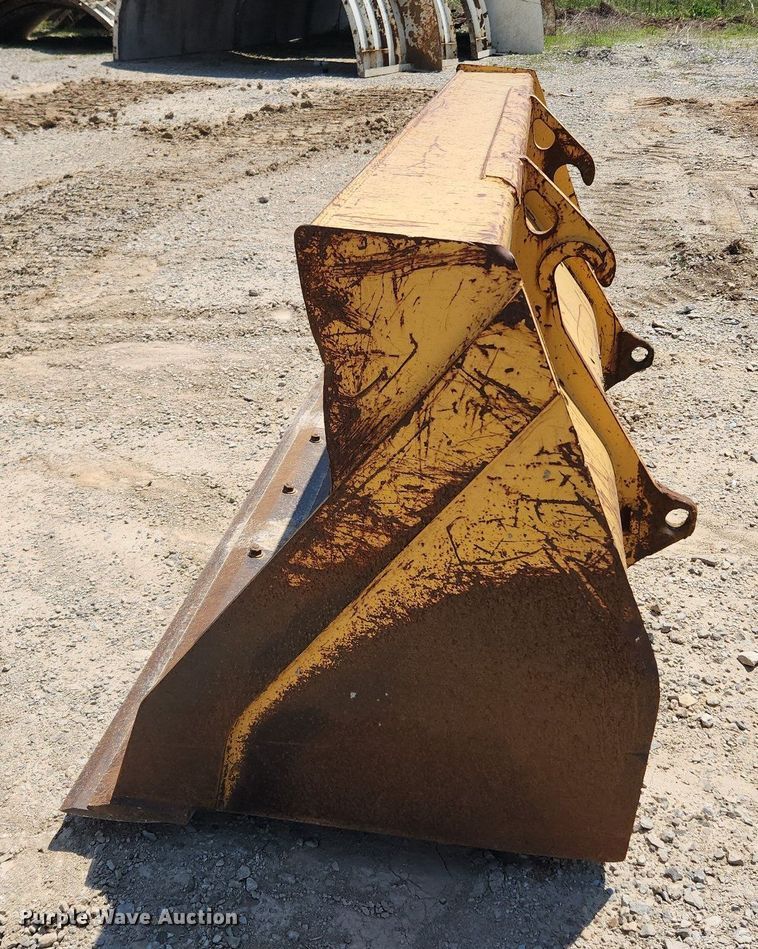 image for item MW9733 2007 John Deere 410J  backhoe