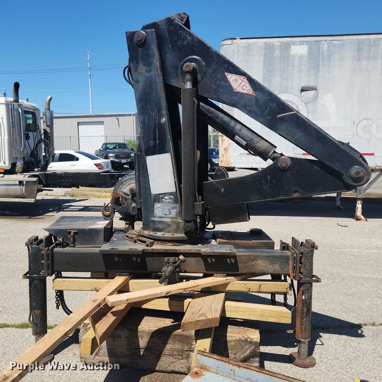 image for item MW9751 IMT 715  crane