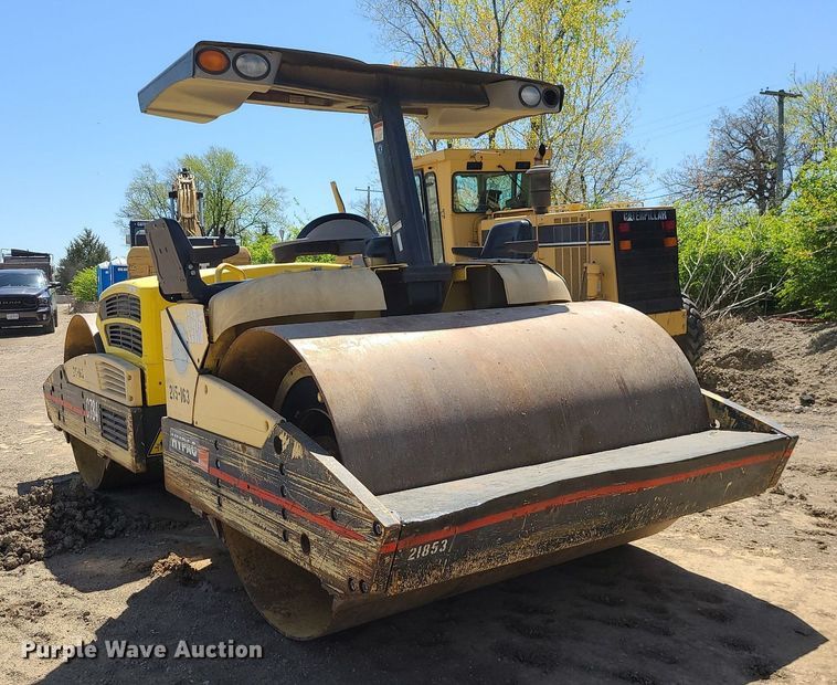 image for item MX9648 Hypac C784  double drum vibratory roller