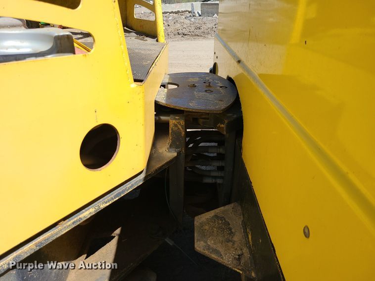 image for item MX9648 Hypac C784  double drum vibratory roller