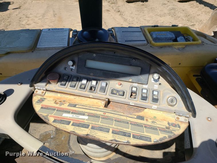 image for item MX9648 Hypac C784  double drum vibratory roller