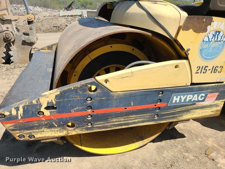 image for item MX9648 Hypac C784  double drum vibratory roller