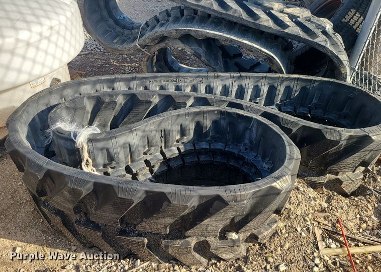 image for item MX9658 17" W excavator tracks