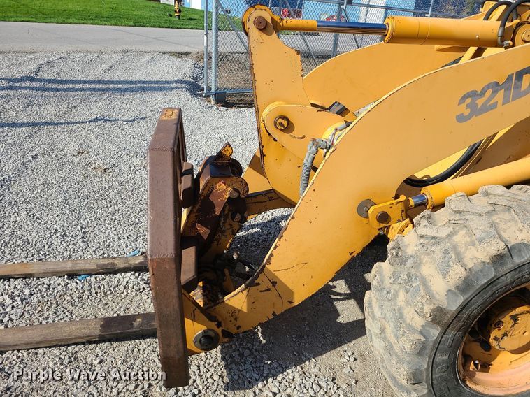 image for item MX9660 2003 Case 321D  wheel loader