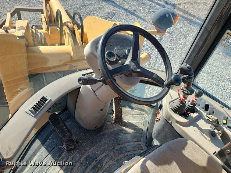 image for item MX9660 2003 Case 321D  wheel loader