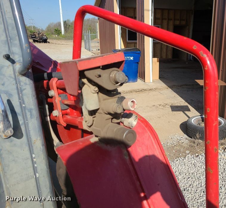 image for item MX9661 2013 Takeuchi TL12  tracked skid steer loader