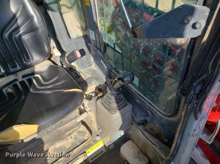 image for item MX9661 2013 Takeuchi TL12  tracked skid steer loader