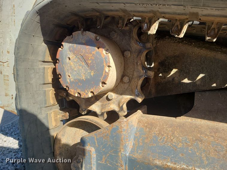 image for item MX9661 2013 Takeuchi TL12  tracked skid steer loader