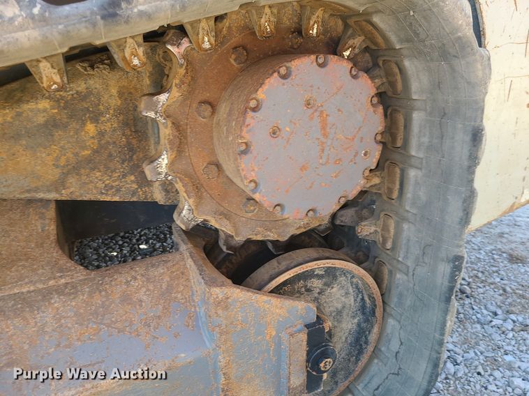 image for item MX9661 2013 Takeuchi TL12  tracked skid steer loader