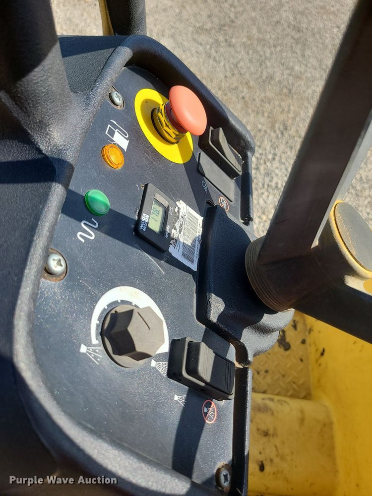 image for item MX9662 2015 Wacker RD12A  double drum vibratory roller