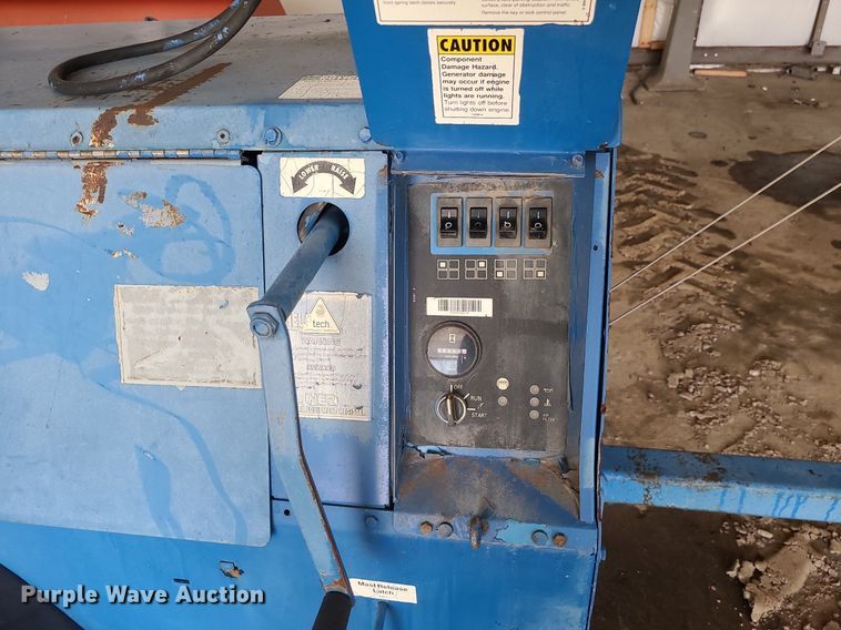 image for item MX9664 2004 Genie TML-4000N  light plant