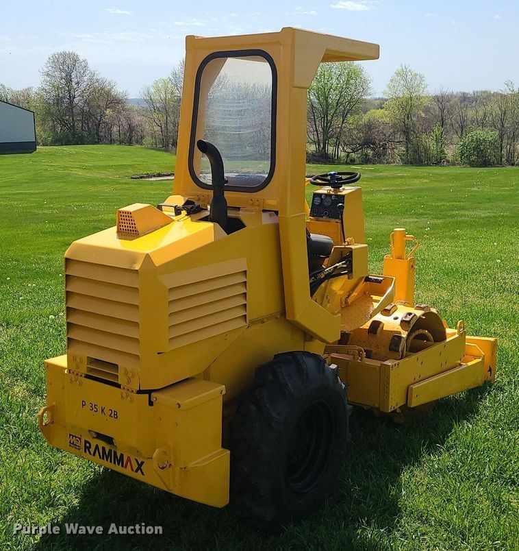 image for item MX9668 2006 Rammax P35K2B  single drum vibratory roller