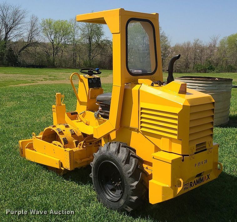 image for item MX9668 2006 Rammax P35K2B  single drum vibratory roller