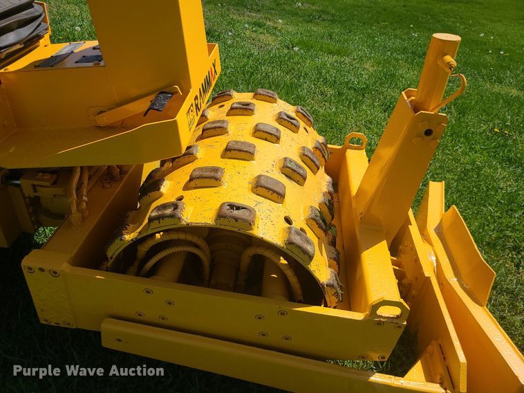image for item MX9668 2006 Rammax P35K2B  single drum vibratory roller