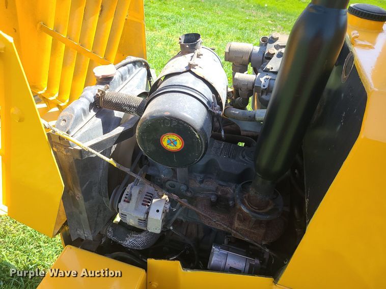 image for item MX9668 2006 Rammax P35K2B  single drum vibratory roller