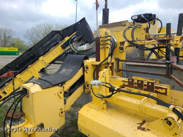 image for item MX9693 Puckett SF890  curb machine