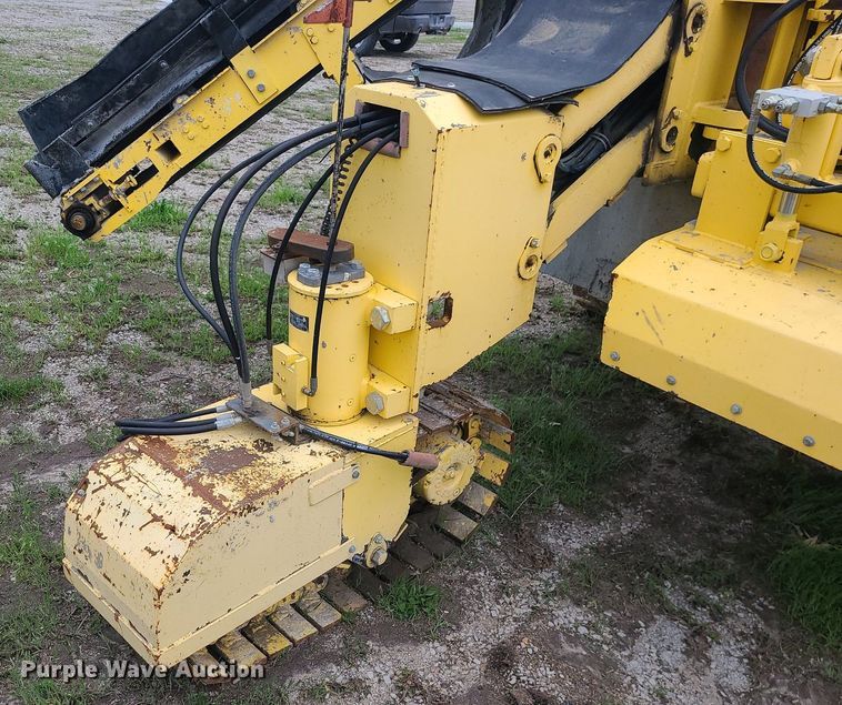 image for item MX9693 Puckett SF890  curb machine