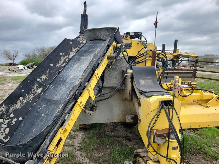 image for item MX9693 Puckett SF890  curb machine