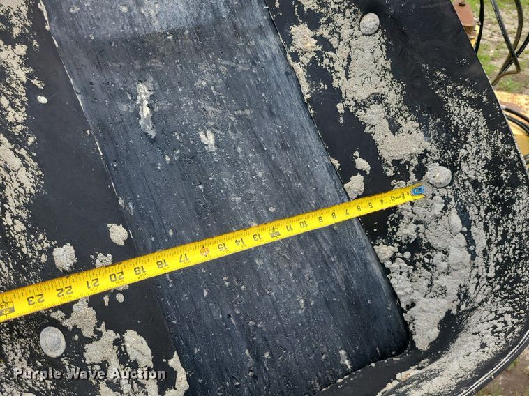 image for item MX9693 Puckett SF890  curb machine