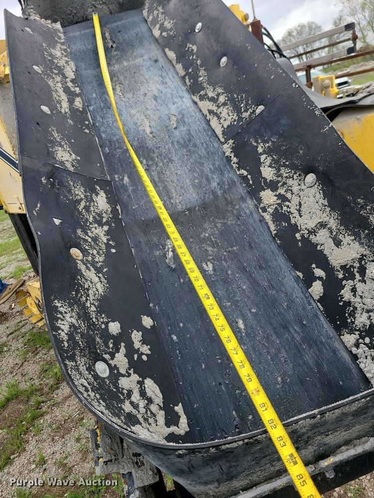 image for item MX9693 Puckett SF890  curb machine