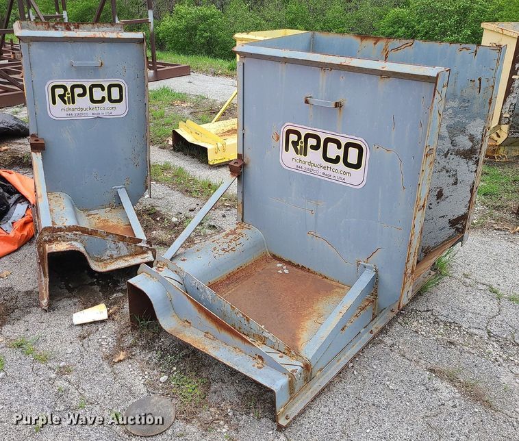 image for item MX9693 Puckett SF890  curb machine