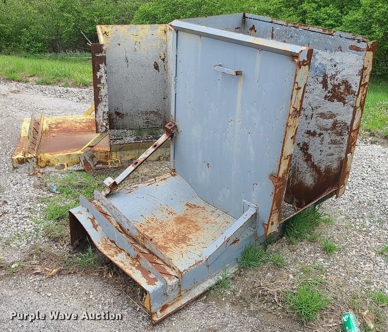 image for item MX9693 Puckett SF890  curb machine