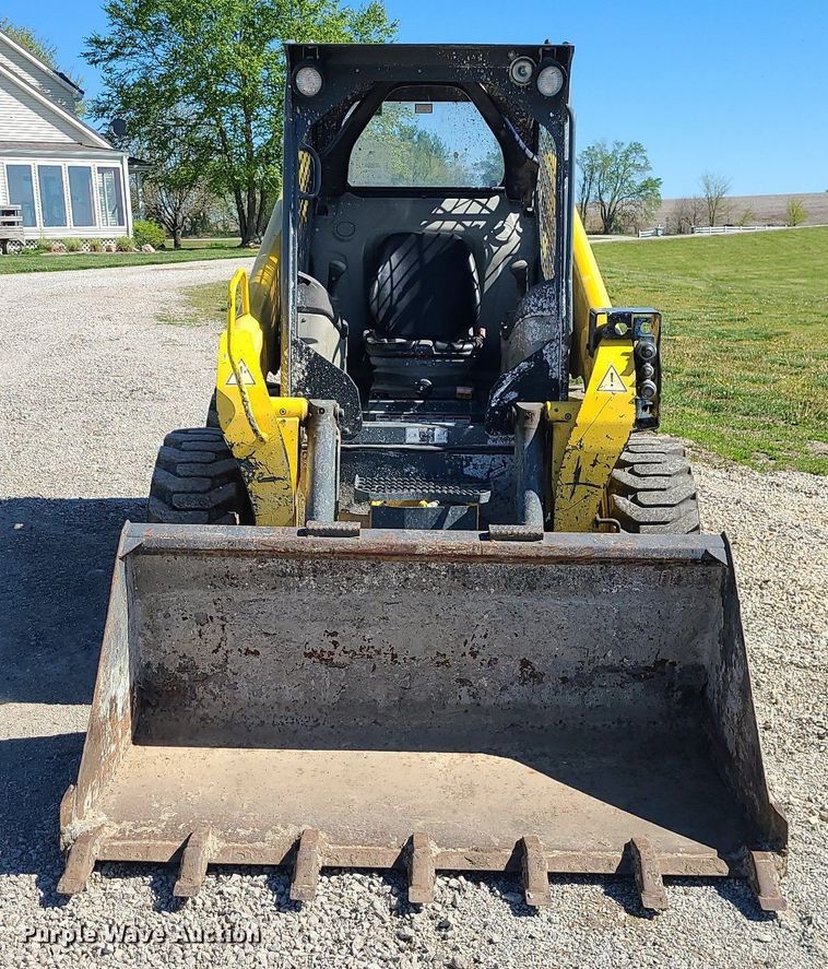 image for item MX9726 Wacker Neuson SW24  skid steer loader
