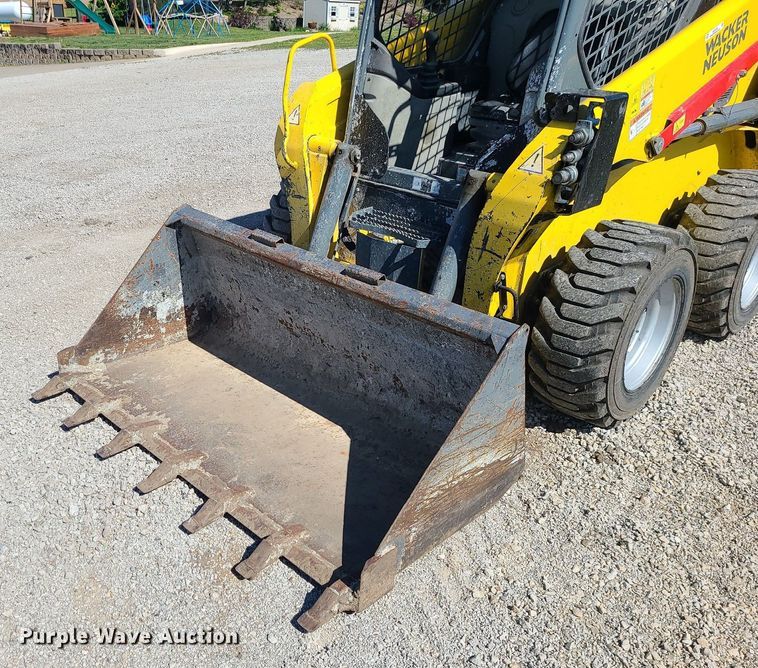 image for item MX9726 Wacker Neuson SW24  skid steer loader