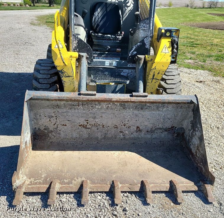 image for item MX9726 Wacker Neuson SW24  skid steer loader