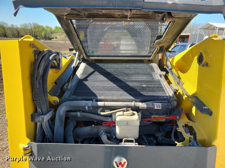 image for item MX9726 Wacker Neuson SW24  skid steer loader