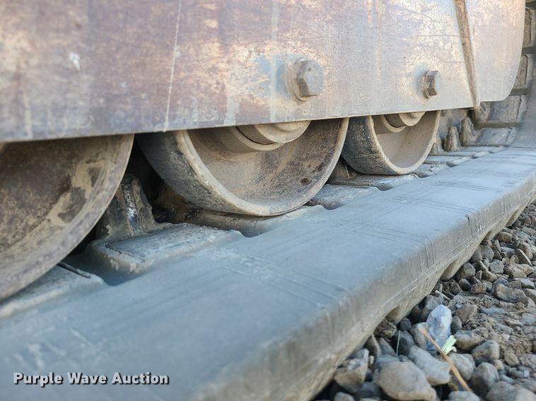 image for item MX9733 2014 Takeuchi TL12  tracked skid steer loader