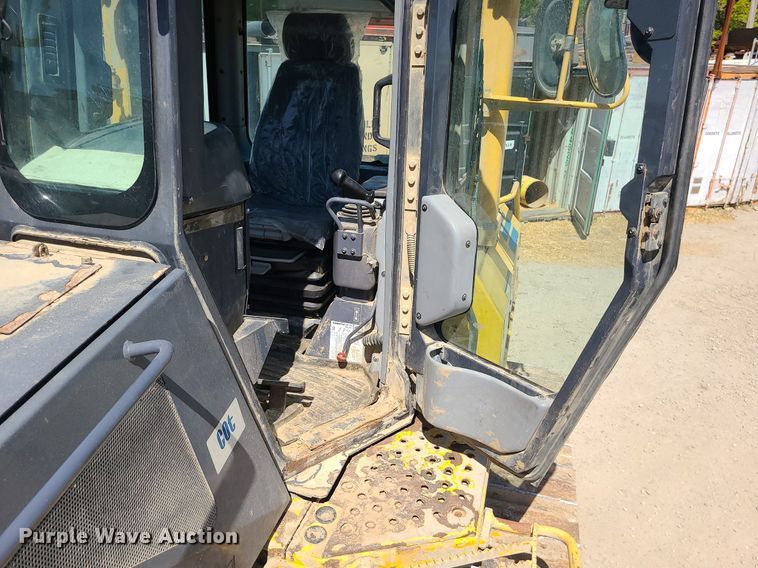 image for item MX9734 2012 Komatsu D61EX-15E0  dozer