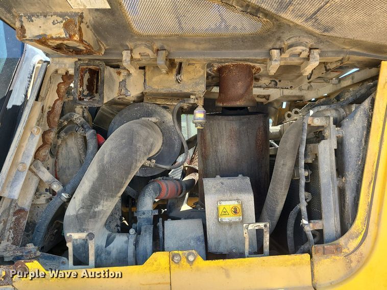 image for item MX9734 2012 Komatsu D61EX-15E0  dozer