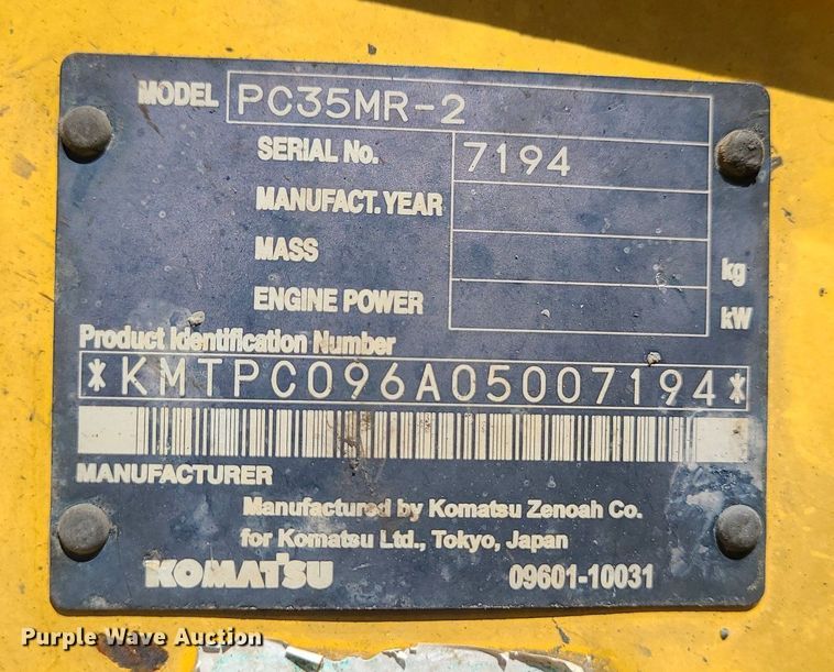 image for item MX9735 2006 Komatsu PC35MR-2  mini excavator