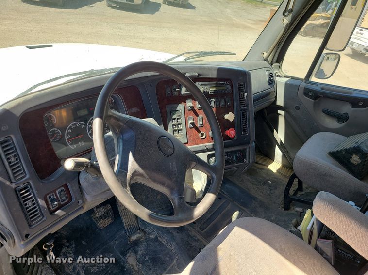 image for item MX9738 2012 Freightliner M2 112  dump truck