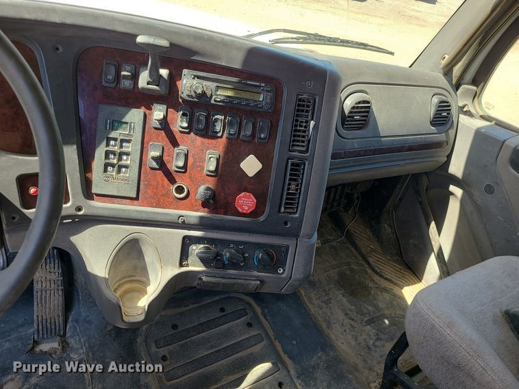 image for item MX9738 2012 Freightliner M2 112  dump truck