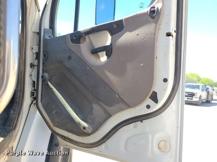 image for item MX9738 2012 Freightliner M2 112  dump truck