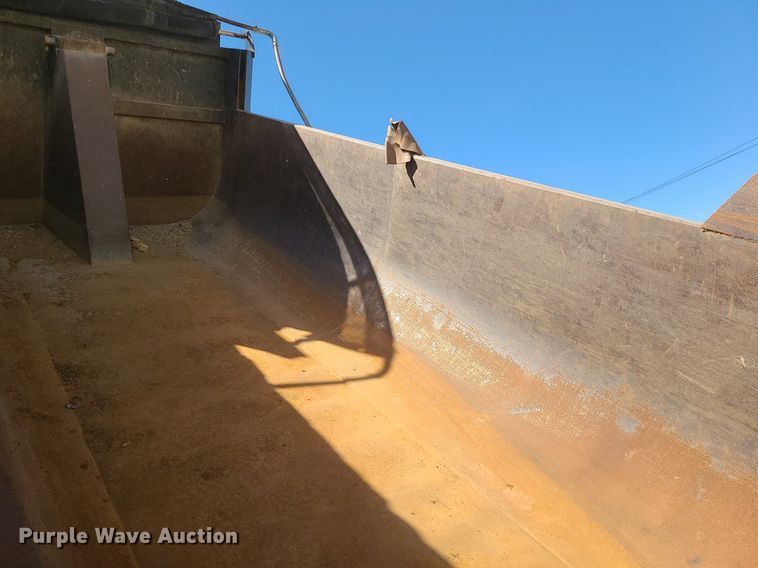 image for item MX9738 2012 Freightliner M2 112  dump truck