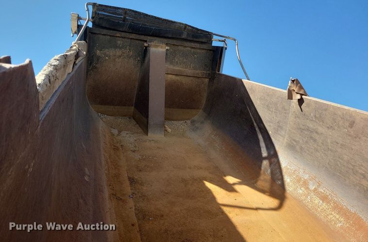 image for item MX9738 2012 Freightliner M2 112  dump truck