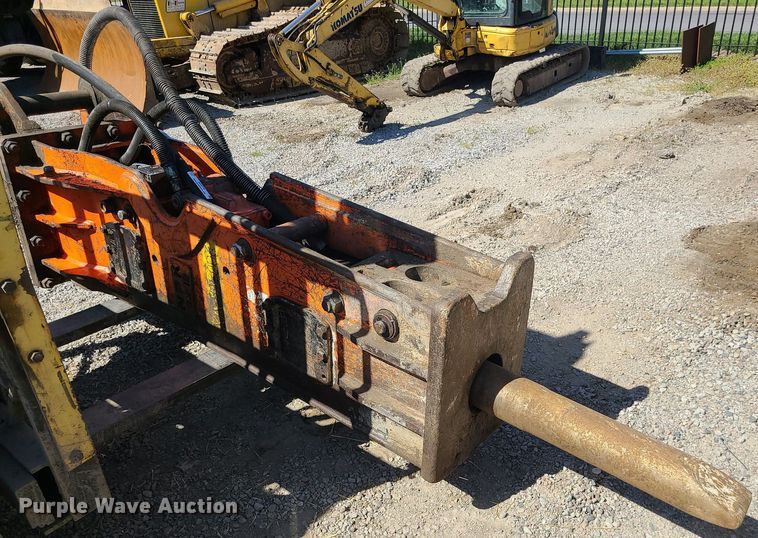 image for item MX9739 NPK GH-12  breaker