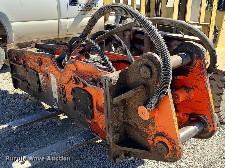 image for item MX9739 NPK GH-12  breaker