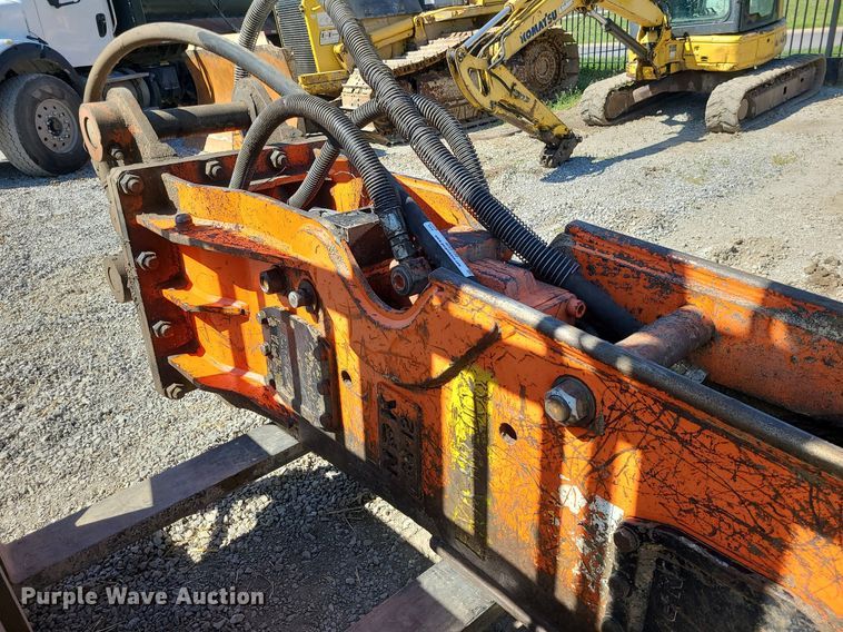 image for item MX9739 NPK GH-12  breaker