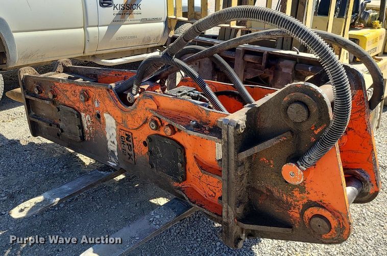 image for item MX9739 NPK GH-12  breaker