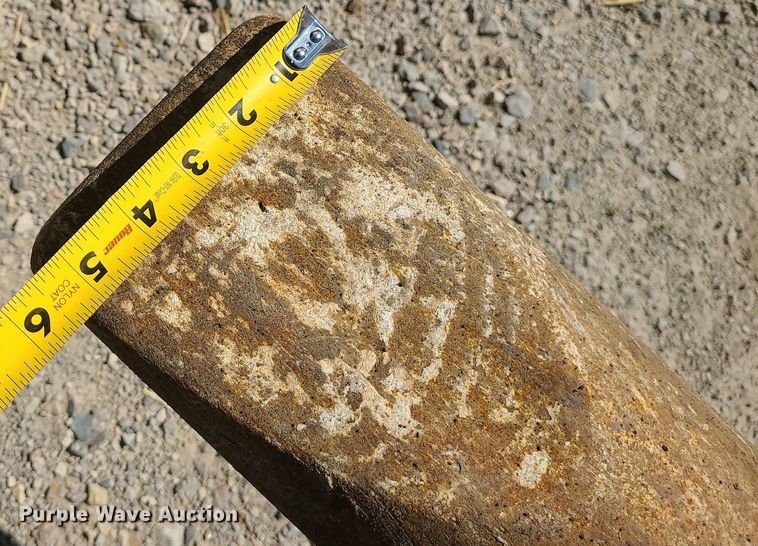 image for item MX9739 NPK GH-12  breaker