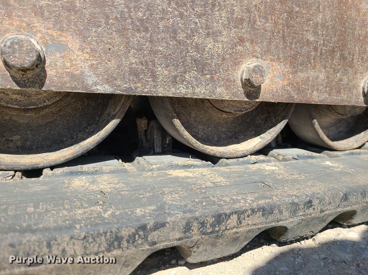 image for item MX9740 2015 Takeuchi TL12  tracked skid steer loader