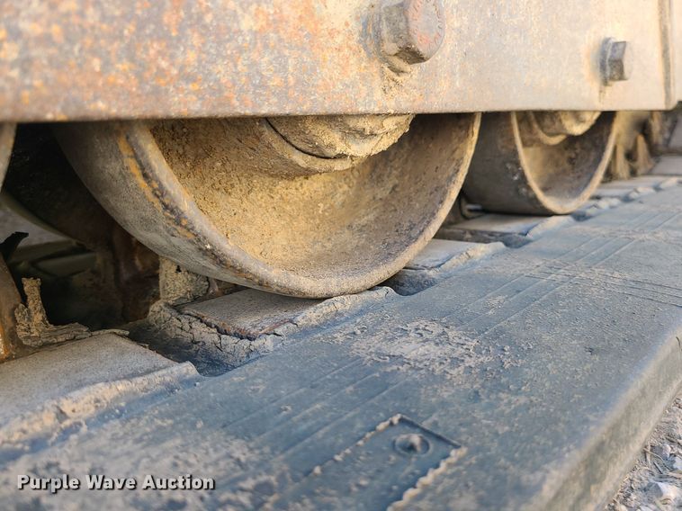 image for item MX9740 2015 Takeuchi TL12  tracked skid steer loader