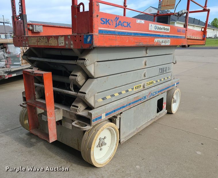 image for item MX9745 2008 Skyjack SJIII 4626  scissor lift