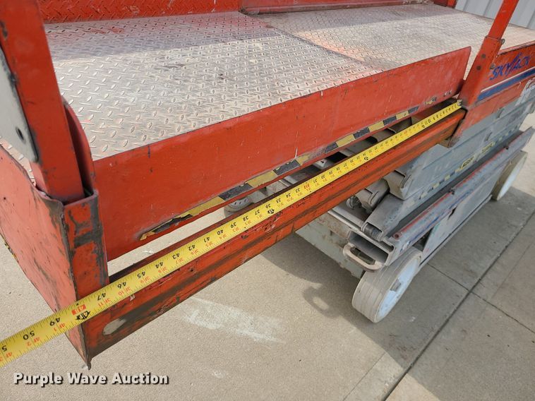 image for item MX9745 2008 Skyjack SJIII 4626  scissor lift